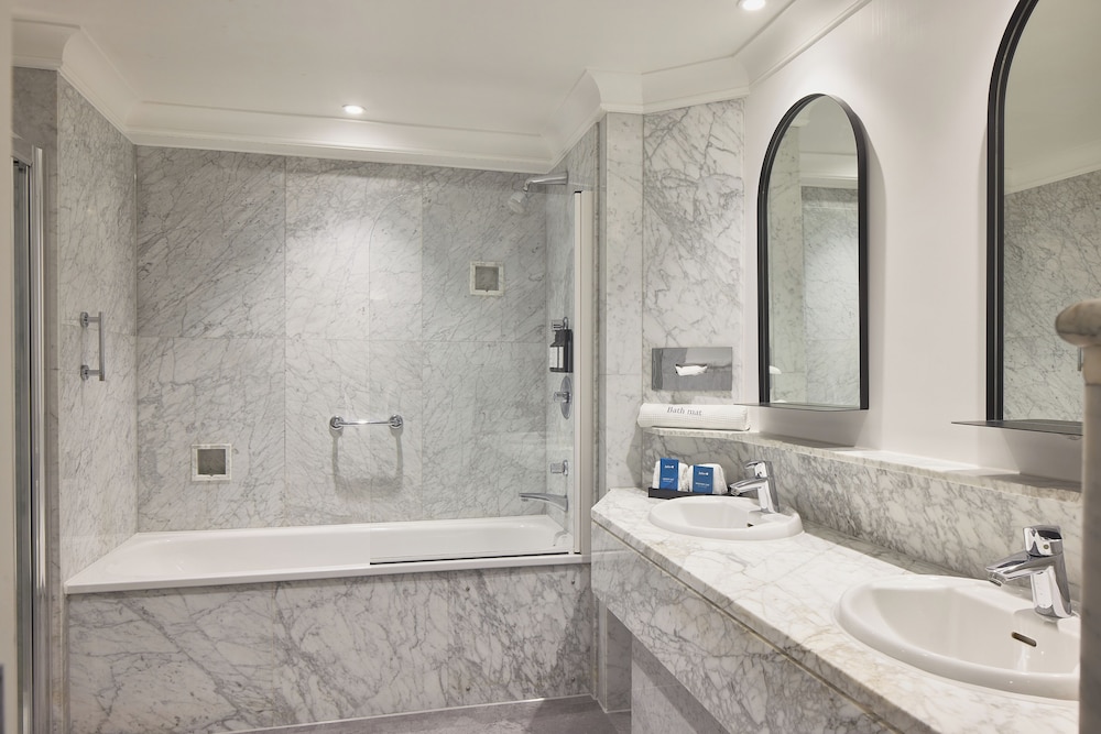 Radisson Blu Hotel London Euston Square 60/62