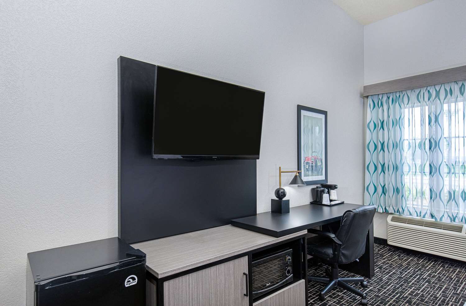 La Quinta Inn & Suites by Wyndham Bowling Green 41/51
