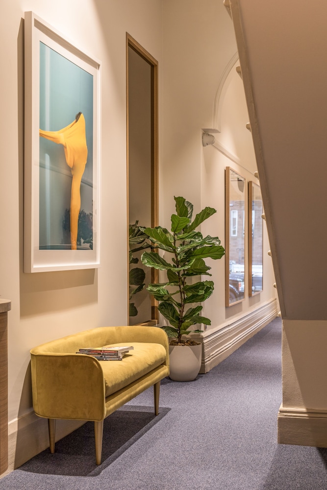 The Jensen Potts Point 39/50