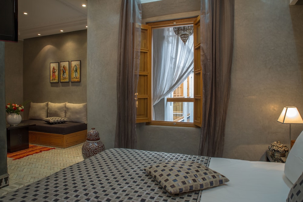 Riad L Etoile D Orient 28/75