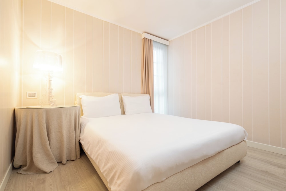 Standard, Single, Double Bed