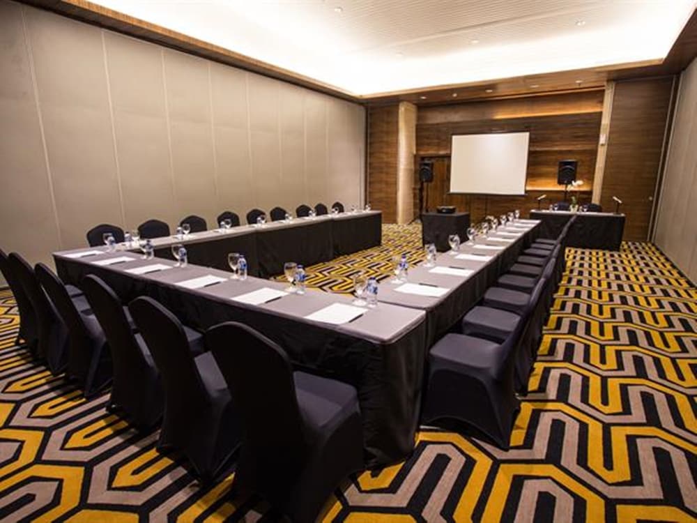 Hotel Ciputra Cibubur managed by Swiss-Belhotel International 64/75