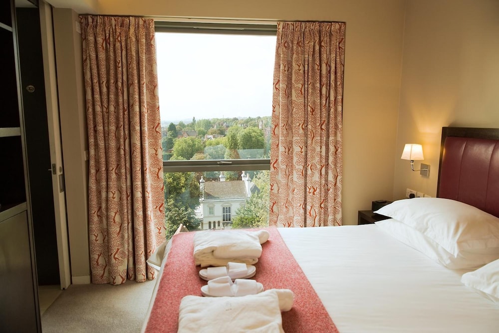 Harts Hotel 11/50