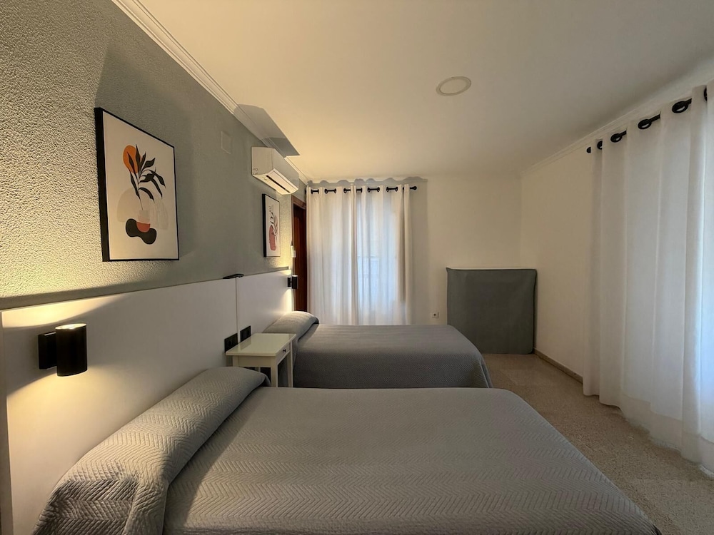 Hostal Bahía 38/50