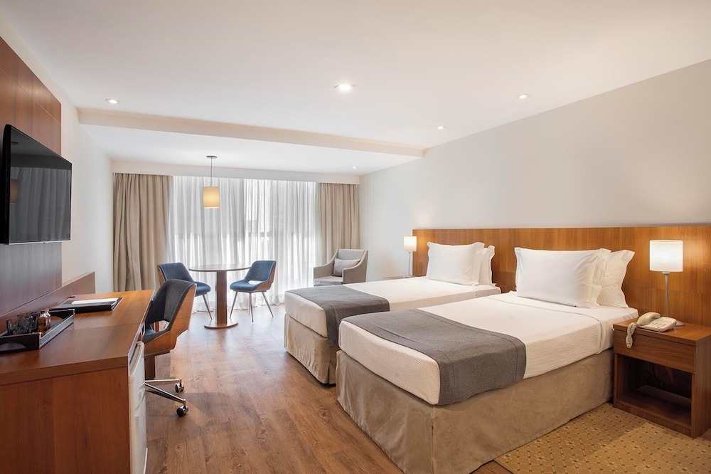 SUPERIOR, TWIN BEDS