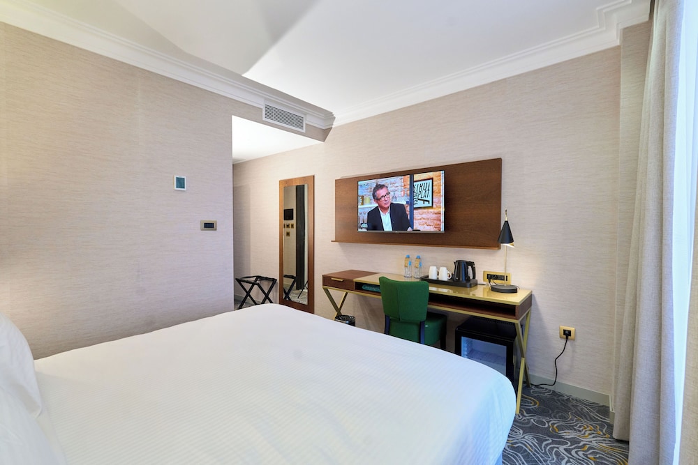 Hotel Saint Eugene 26/57