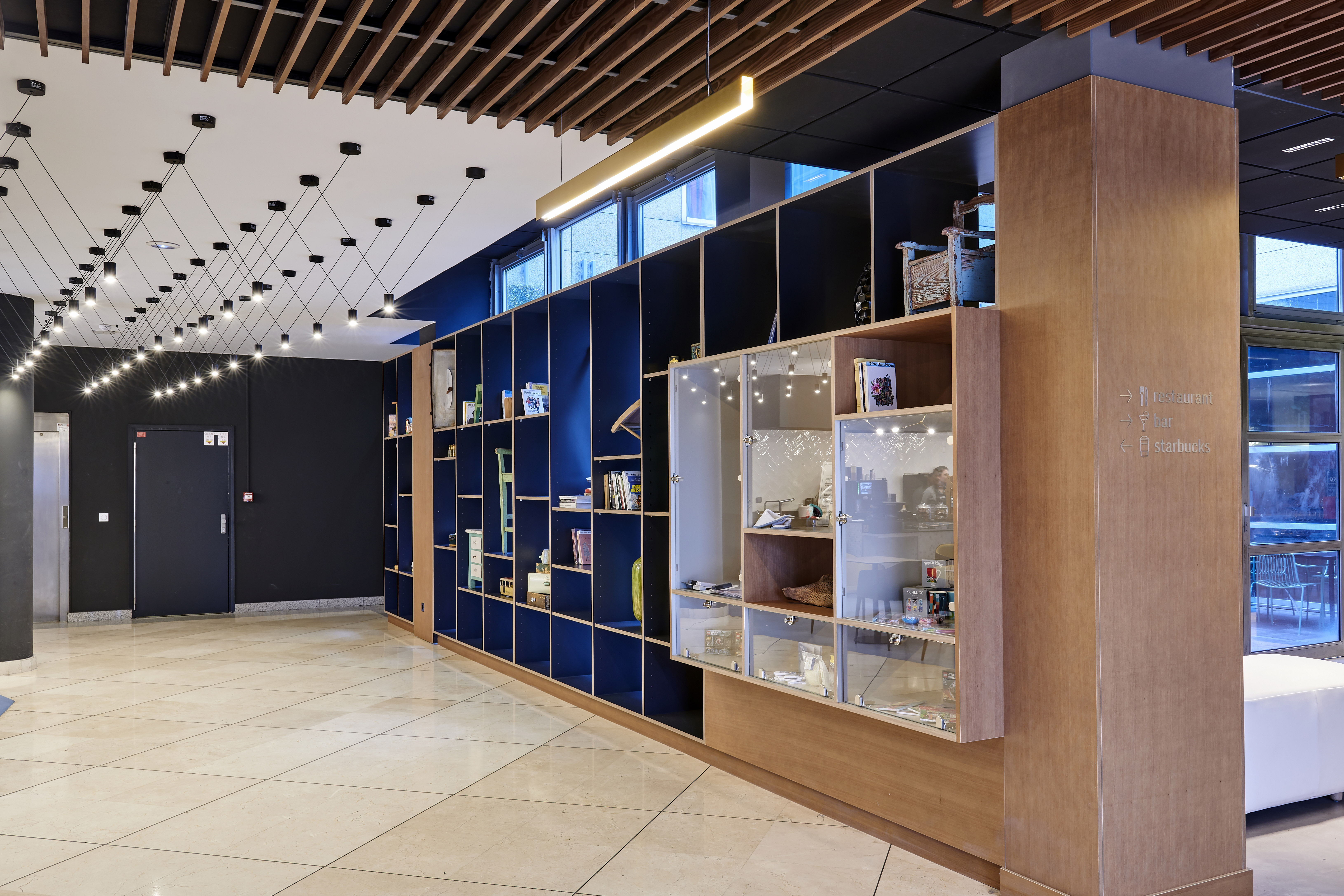 HOLIDAY INN PARIS MARNE LA VALLEE 8/50