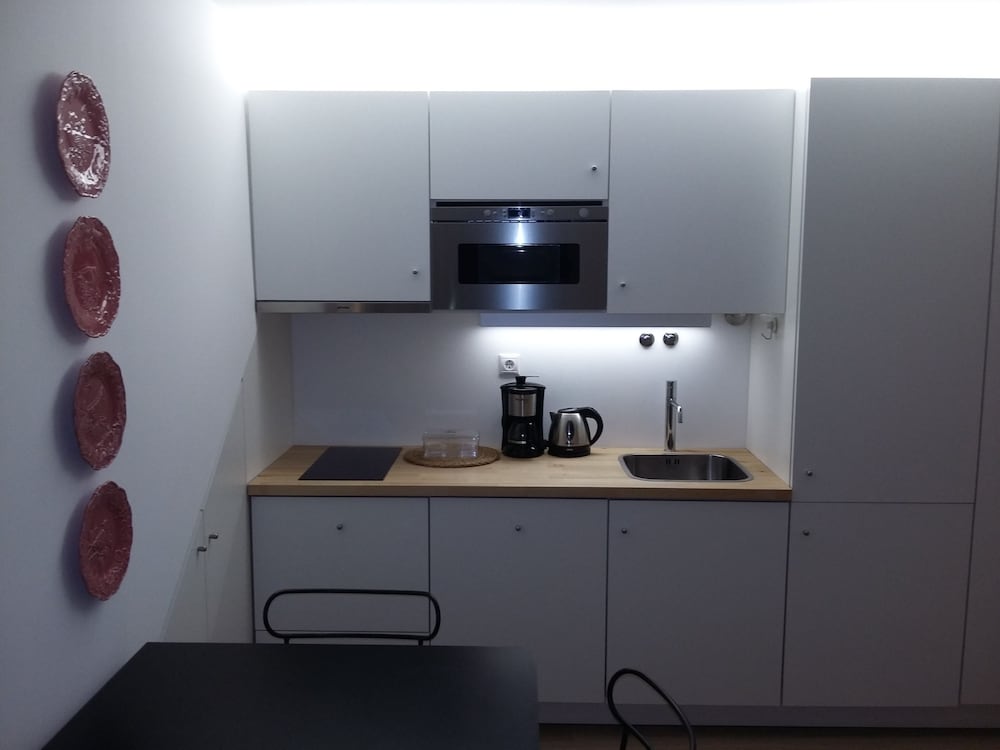 Alma Moura Residences 48/52