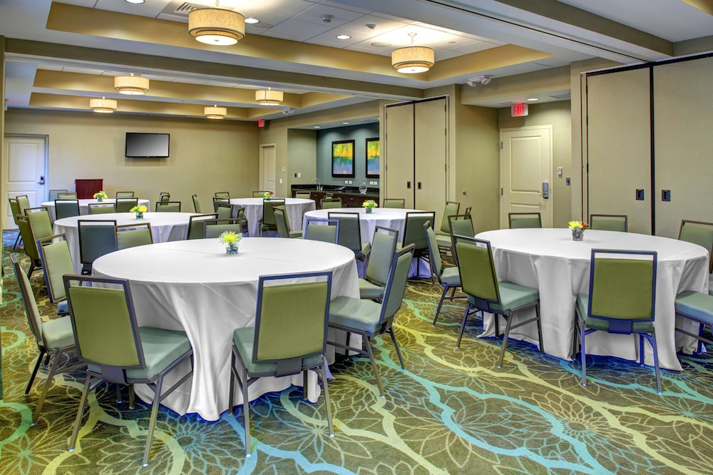 Hampton Inn & Suites Coconut Creek 37/49