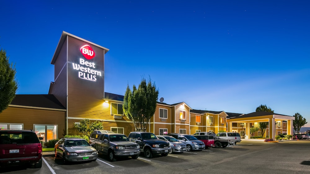 Best Western Plus Grapevine Inn 1/42