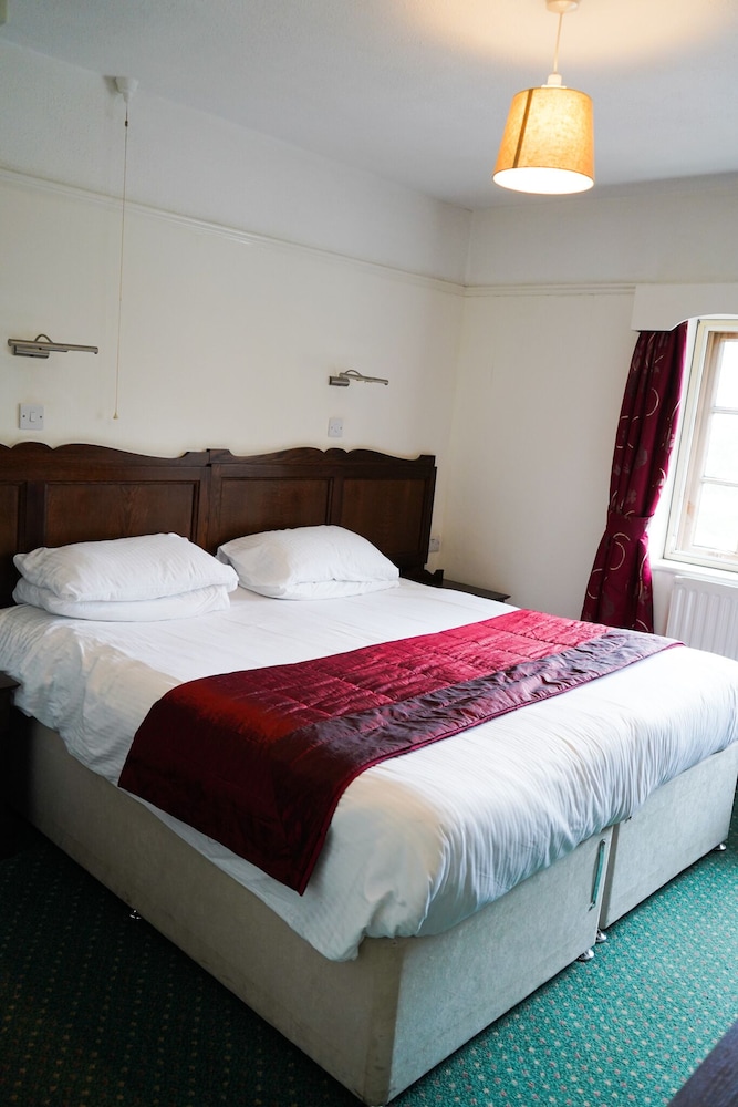 Room, Double or Twin Bed