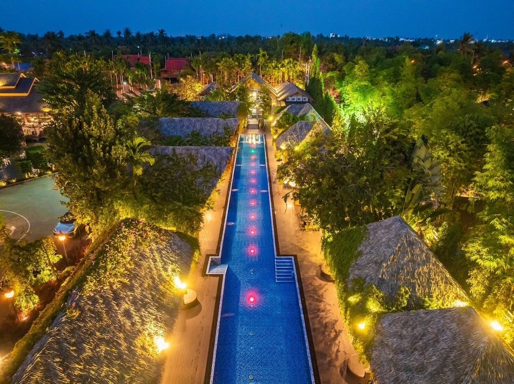 Khum Damnoen Resort 42/50