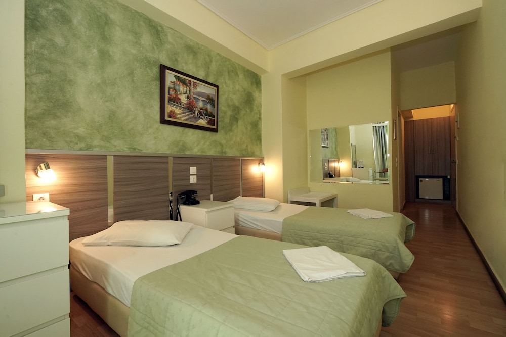 SOCRATES HOTEL 20/44