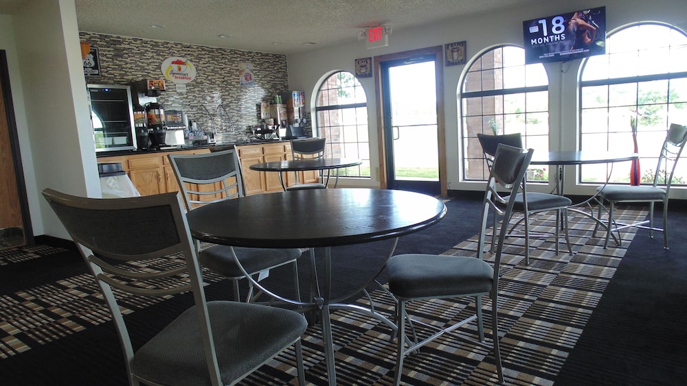 Super 8 by Wyndham Sapulpa Tulsa Area 24/30