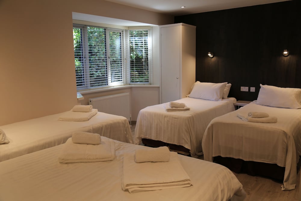 Debden Guest House 15/50