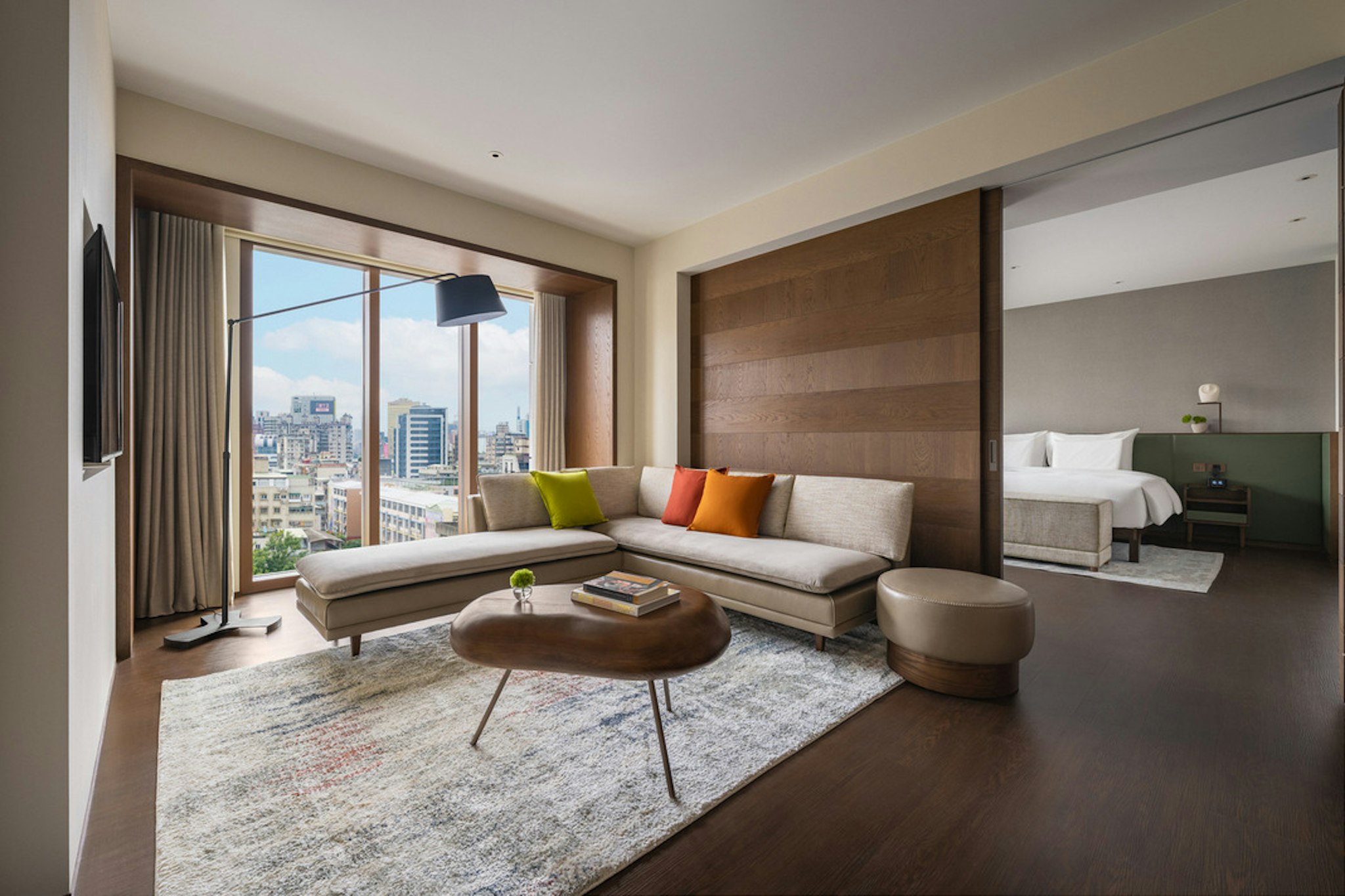 Humble Boutique Hotel 7/11