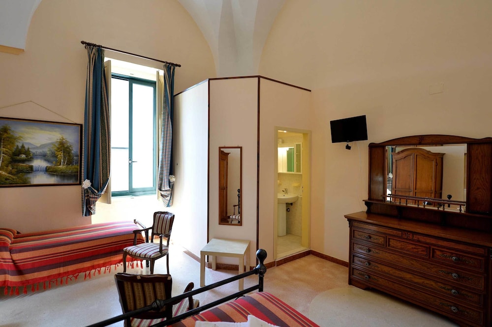 AGRITURISMO SANTA CHIARA 11/50