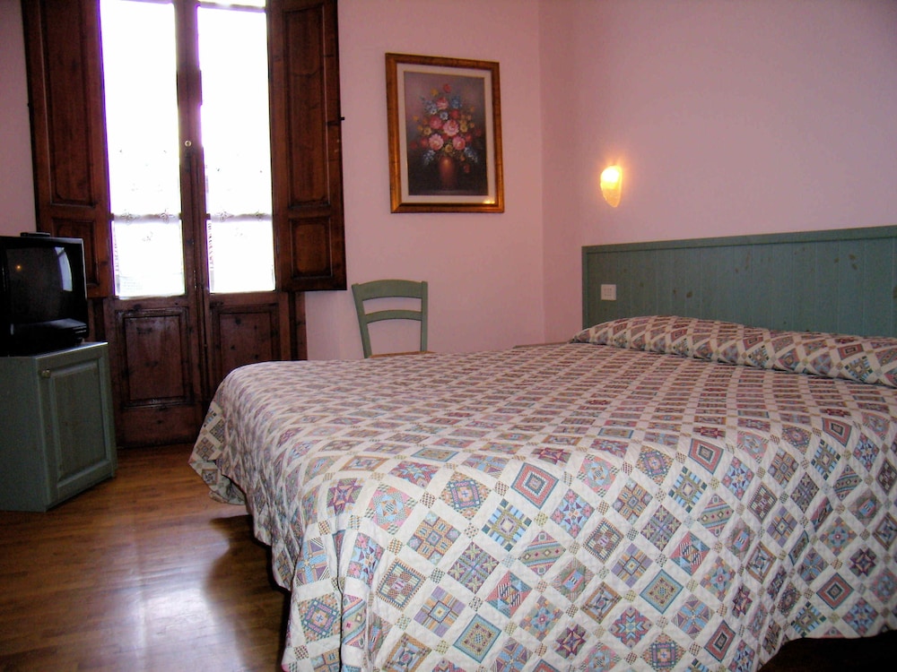 Hotel Savoia E Campana 19/72