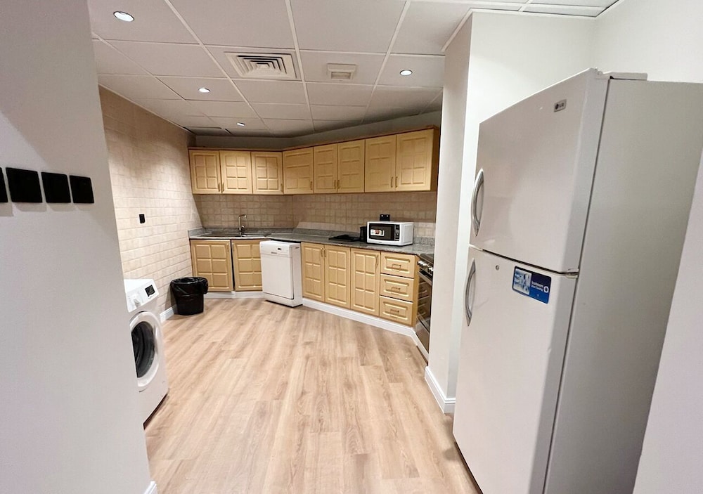 AL FARIS SUITE 2 4/50