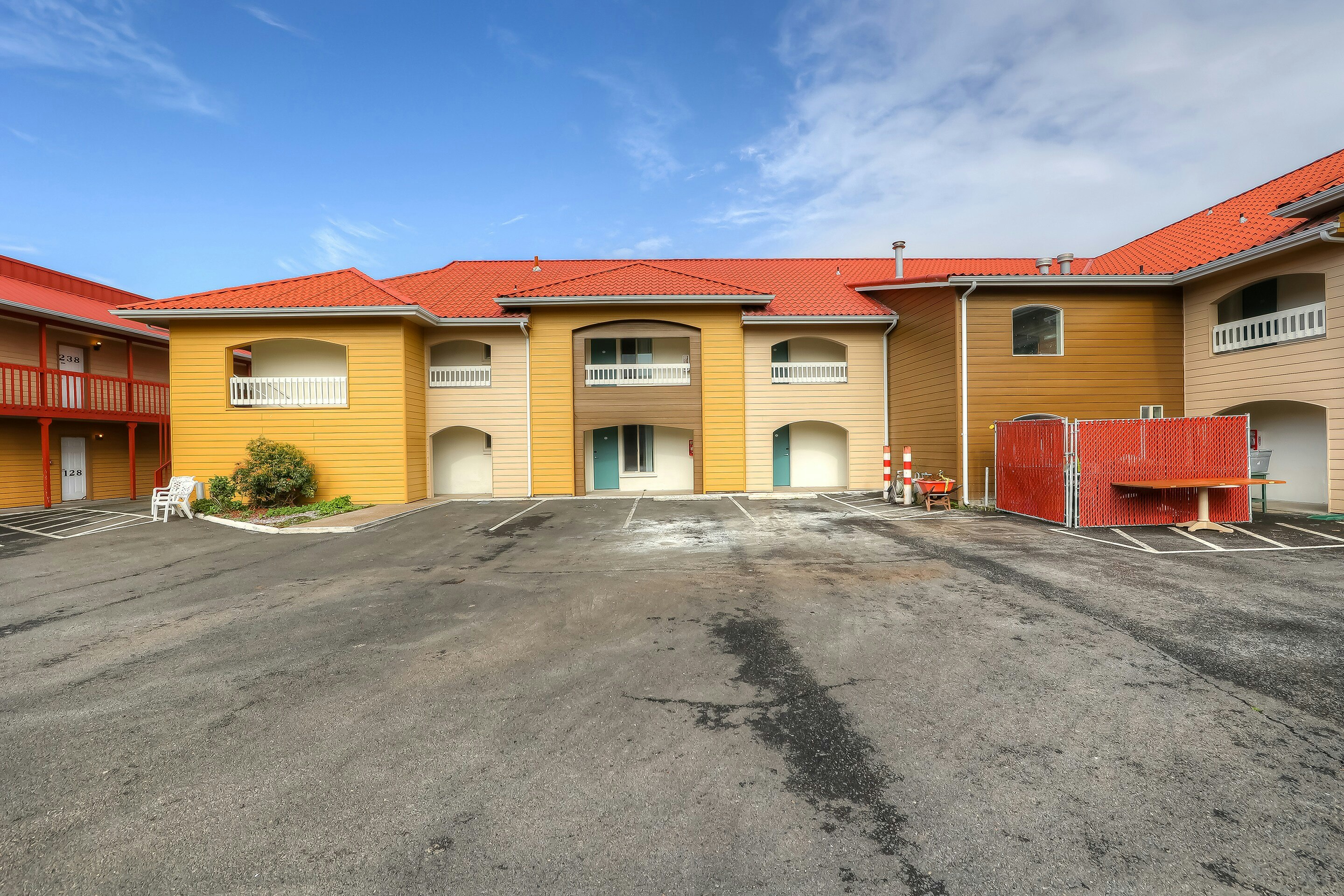 Newport Inn By OYO - Hwy 101 32/35