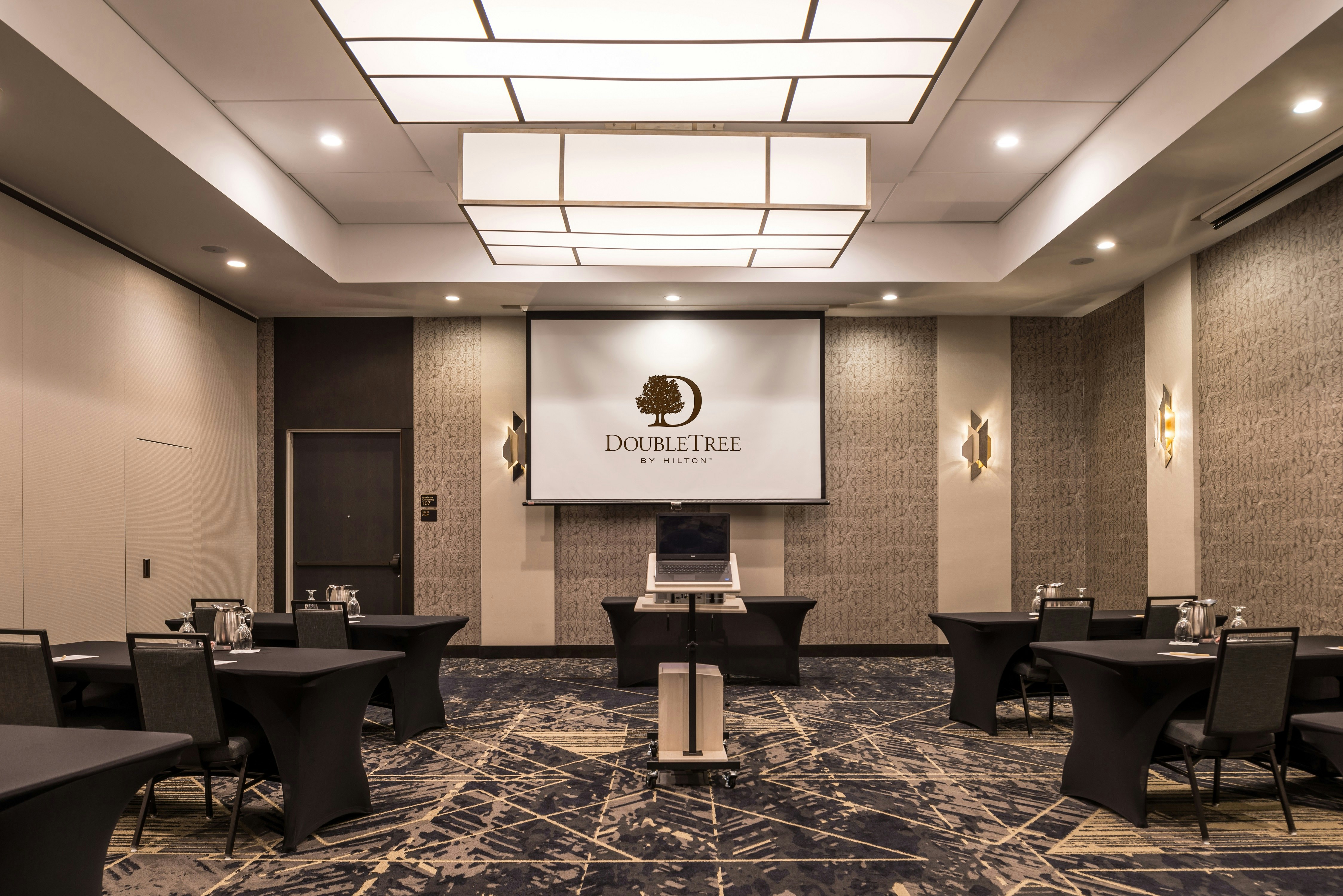 Doubletree By Hilton Lafayette East 61/63