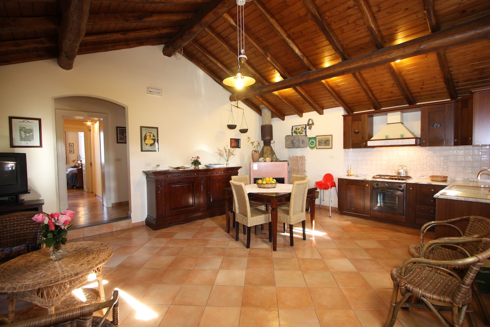 Agriturismo San Leonardello 25/50
