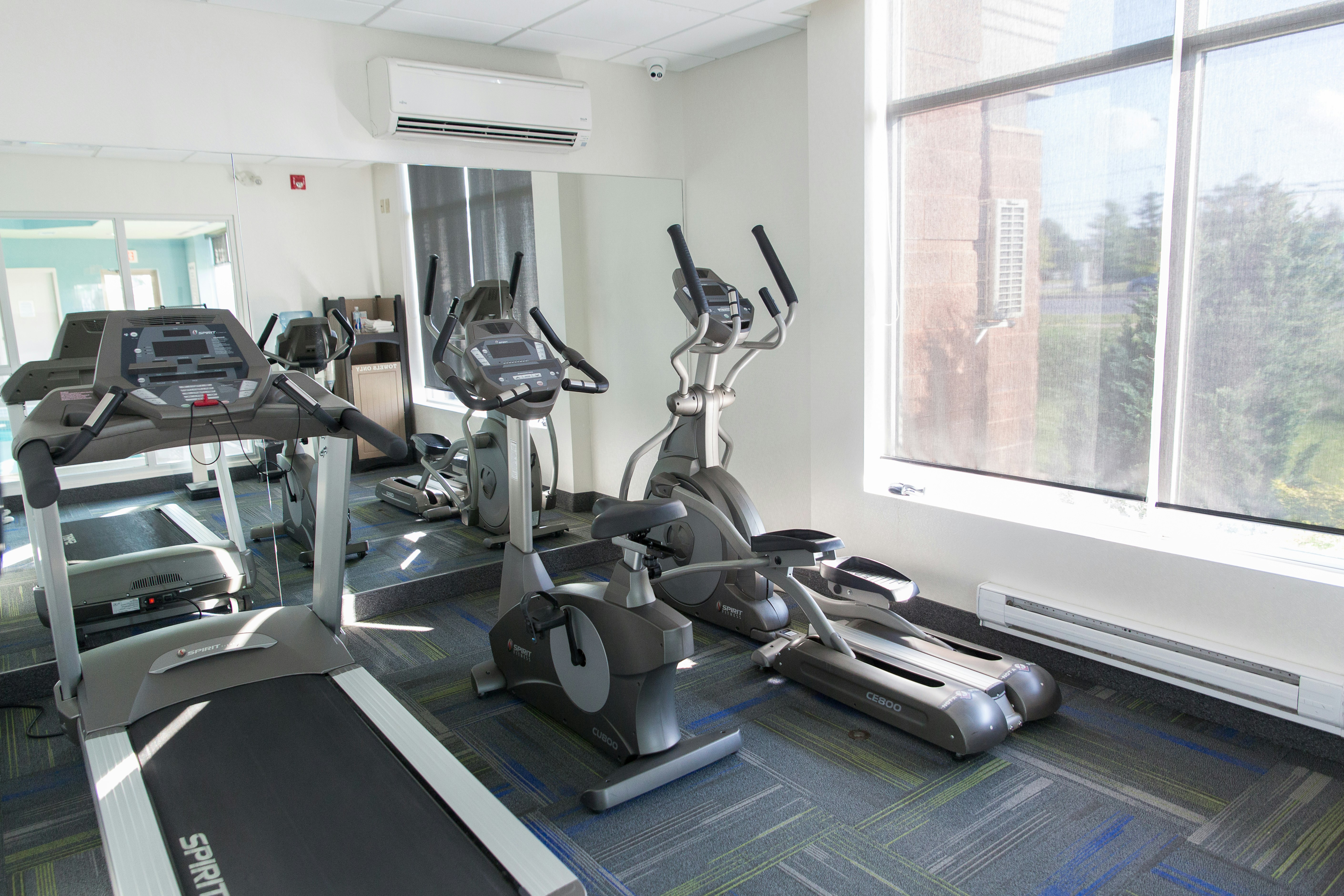 Holiday Inn Express Hotel And Suites Brampton 30/47