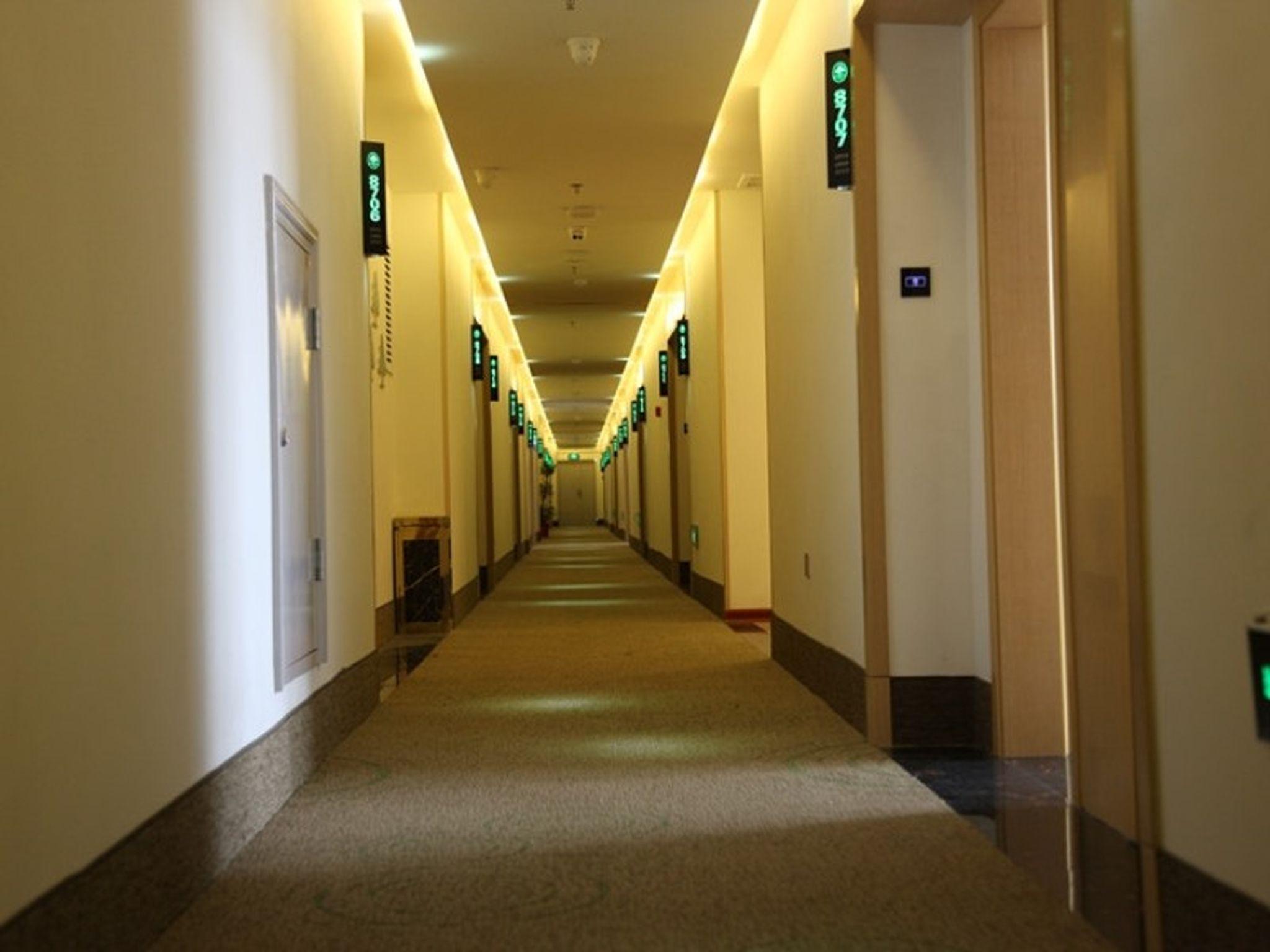 GreenTree Inn Zaozhuang High-speed Train Station Express Hotel 13/31