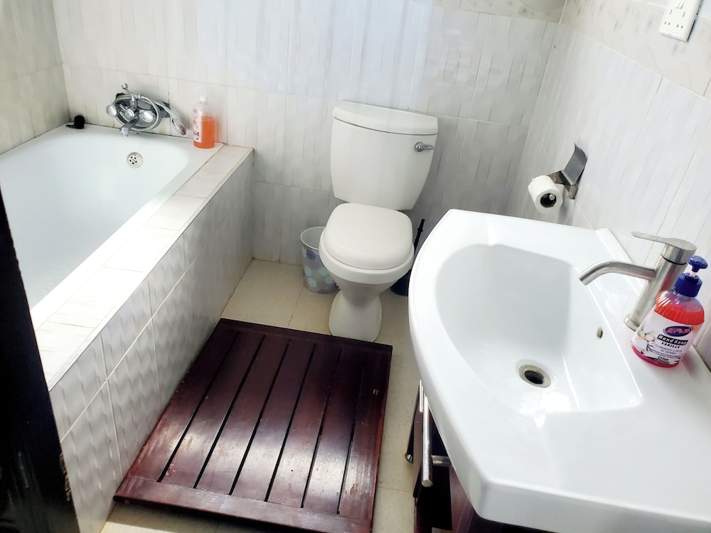 Exquisite Modern Apartment In Lusaka 43/47