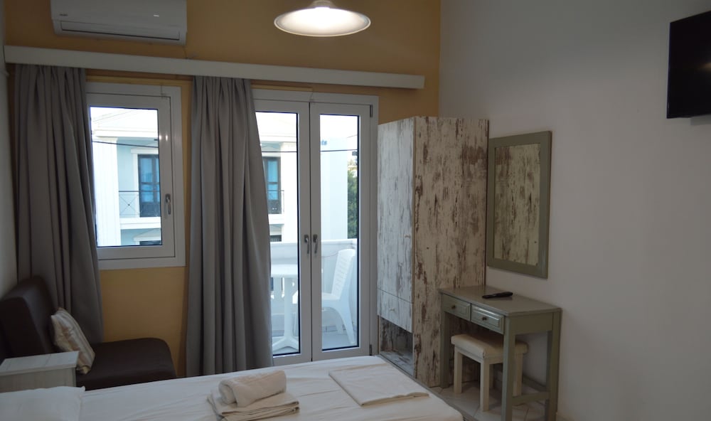 Renia Hotel 42/60