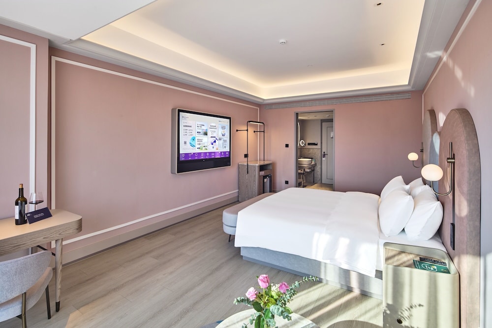 Mercure Yiwu International Trade City 18/32
