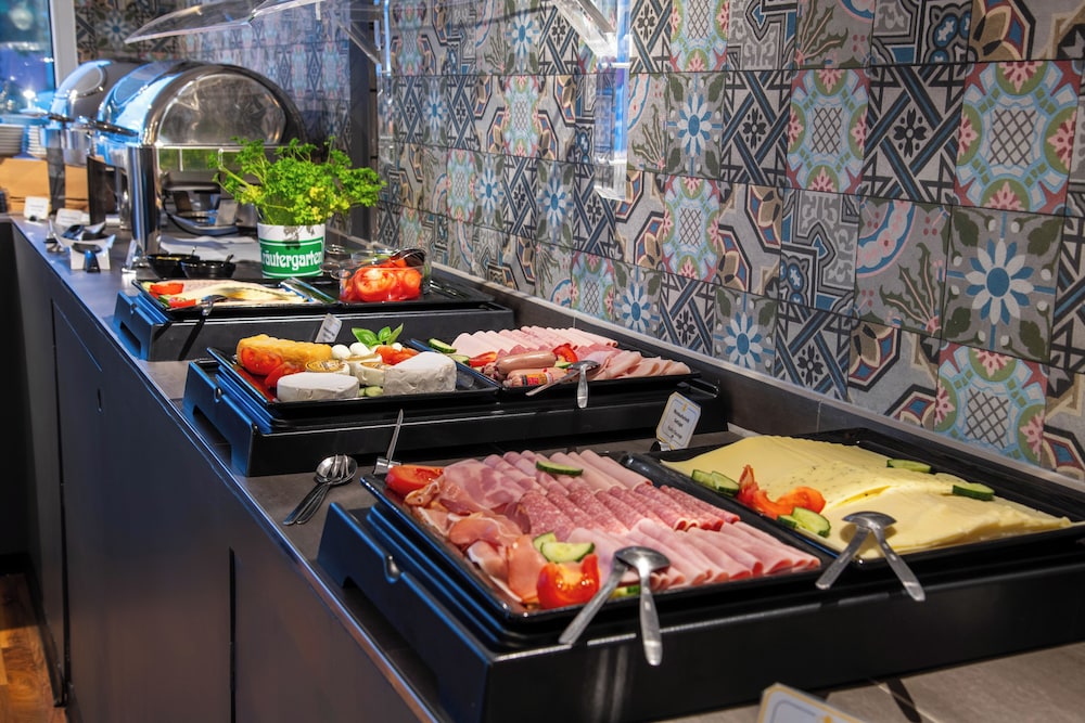 BeeVillage Messehotel Hannover-Laatzen 36/41