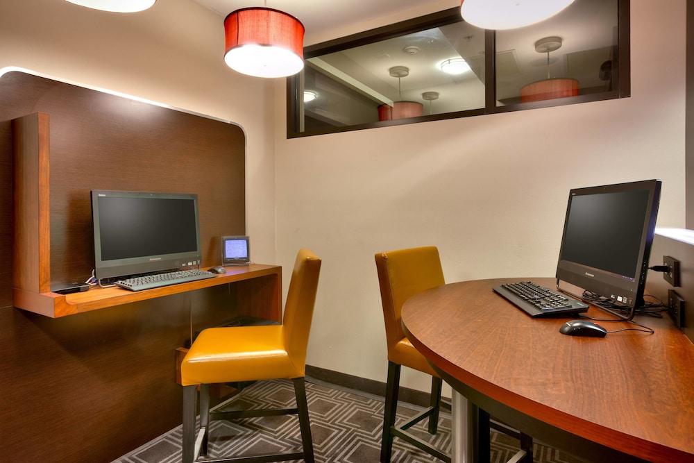 TownePlace Suites by Marriott Omaha West 31/34