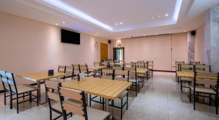 City Comfort Inn Zhanjiang Chikan Overpass 45/54