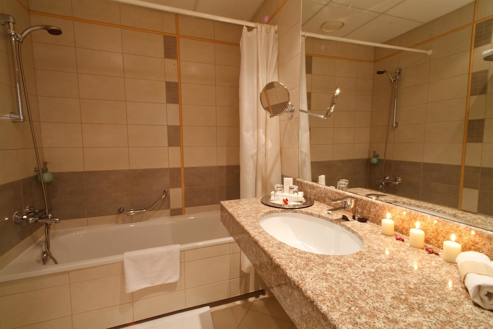 JUNIOR SUITE, TWIN BEDS