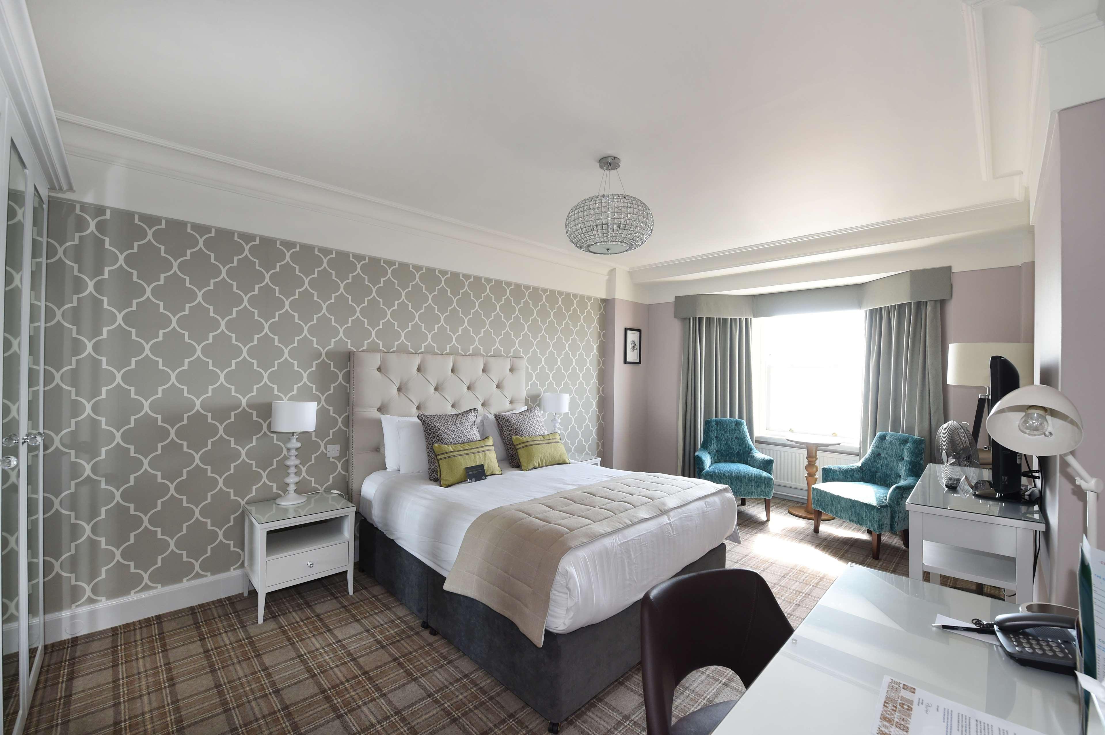 Deluxe, Sea View