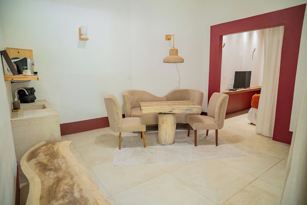 Zebra Boutique Hotel 30/50