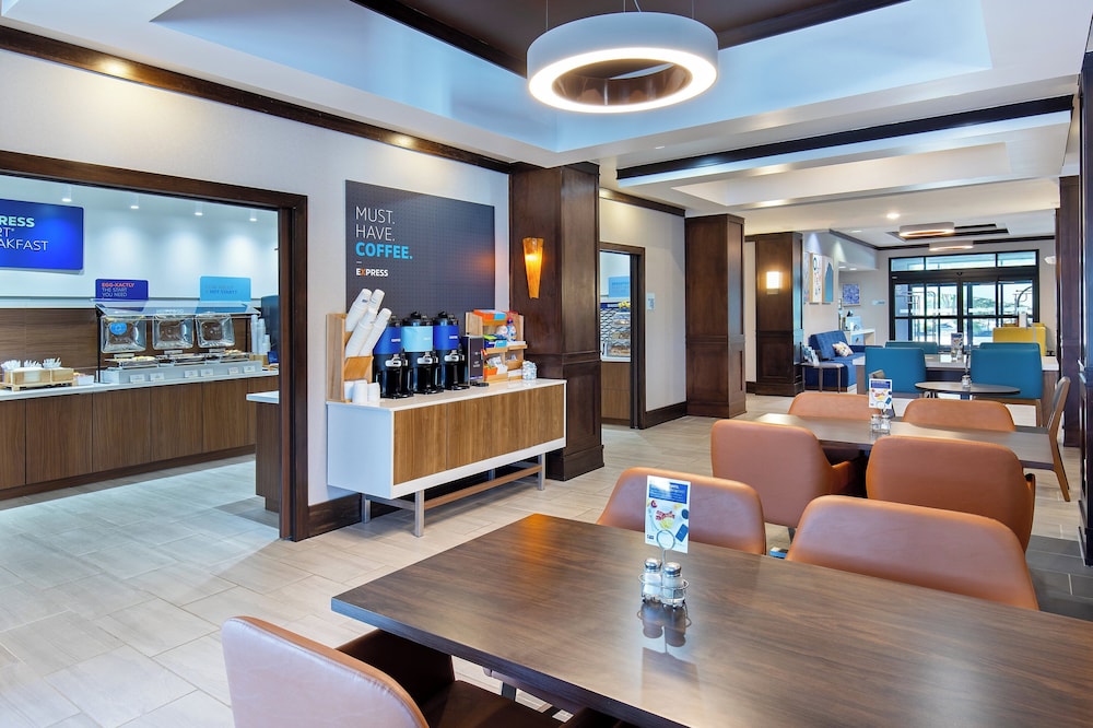 Holiday Inn Express Hotel And Suites Ooltewah Springs Chattanooga 51/67