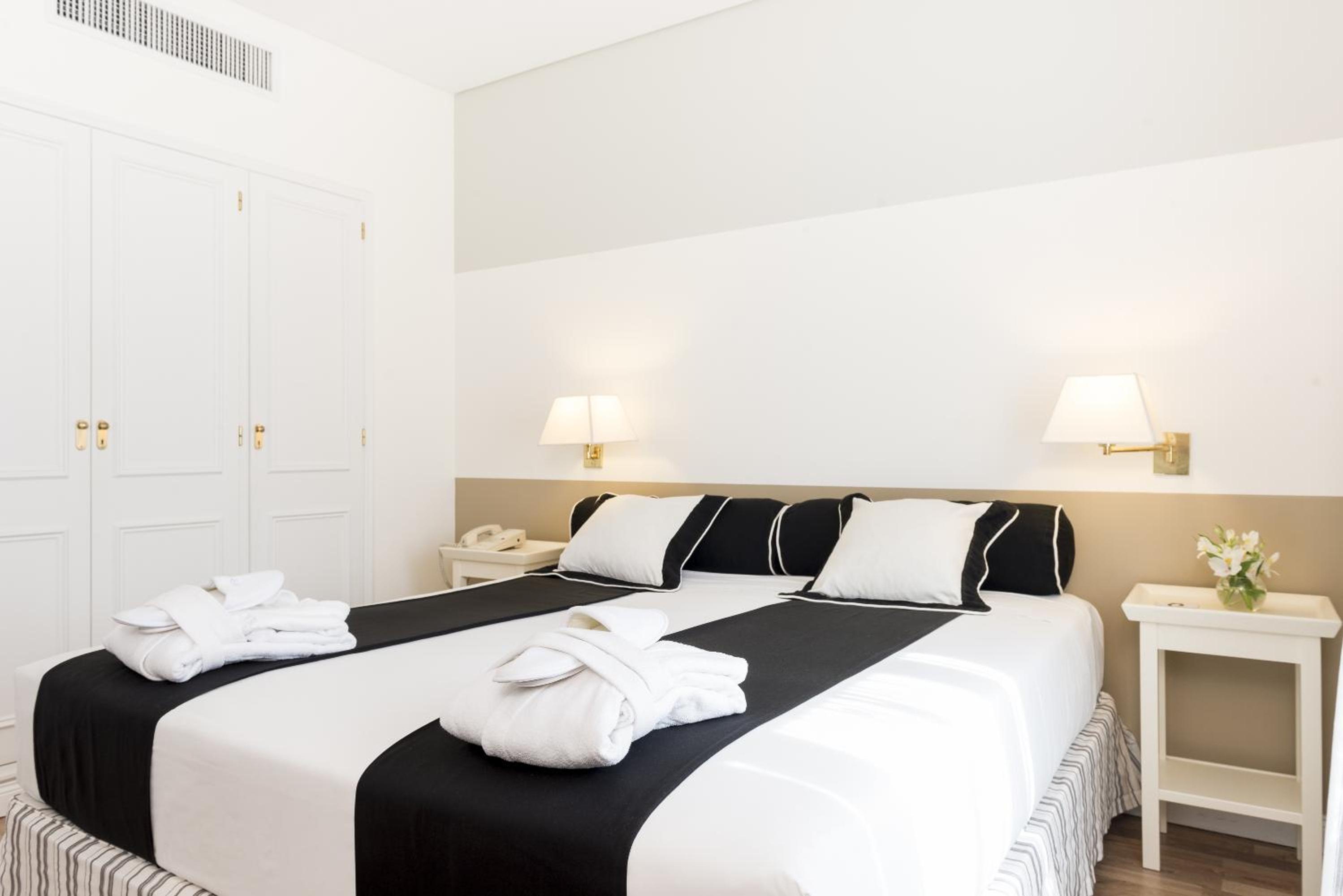 Executive, Suite, Queen Bed