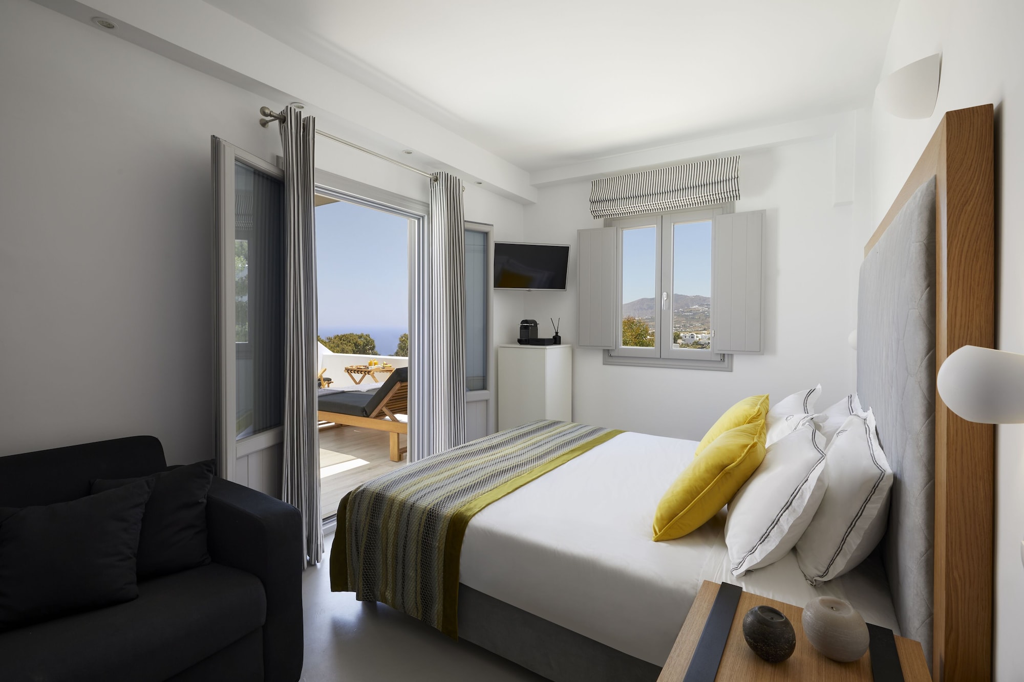 2 Bedrooms, Royal, Kalisti, Suite, King Bed, 2 King Beds, Sea View, Sofa, Hot Tub, Top Floor