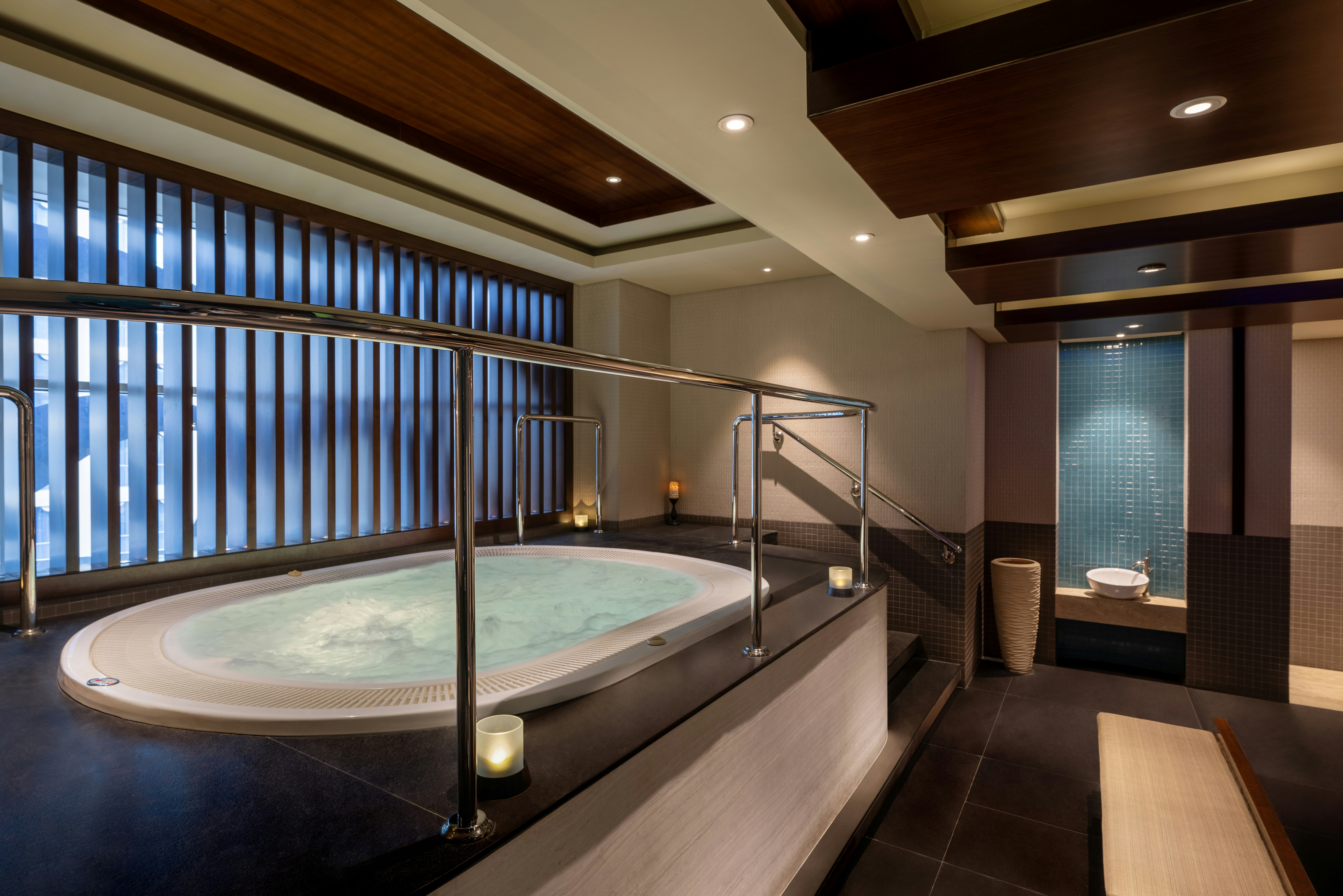 Grand Millennium Al Wahda Hotel 53/94