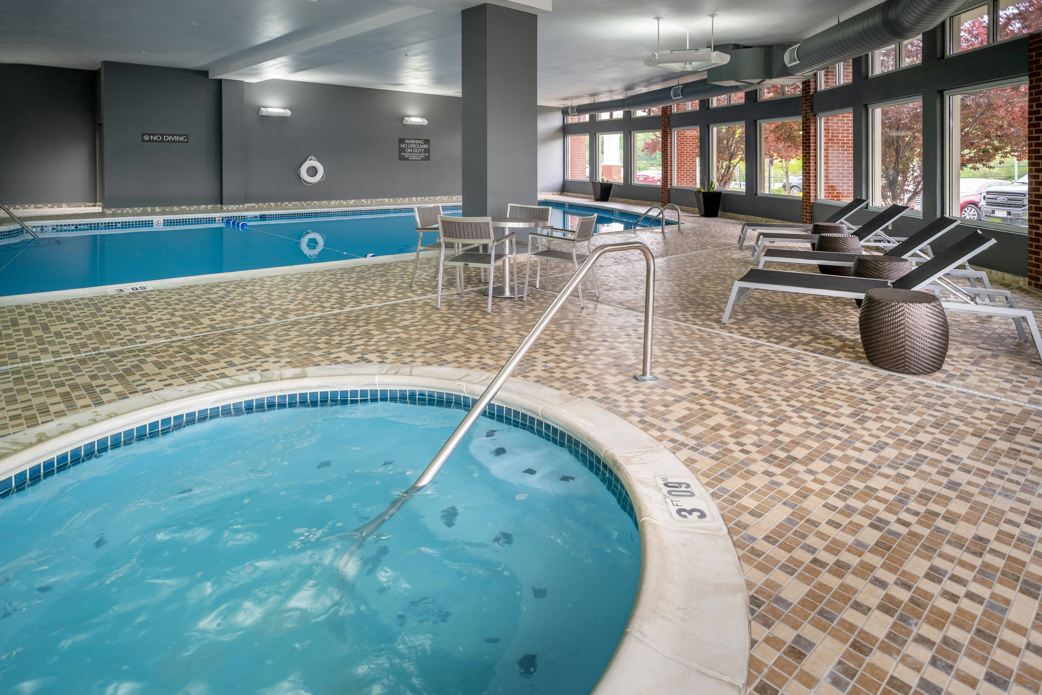 Delta Hotels By Marriott Huntington Mall 9/20