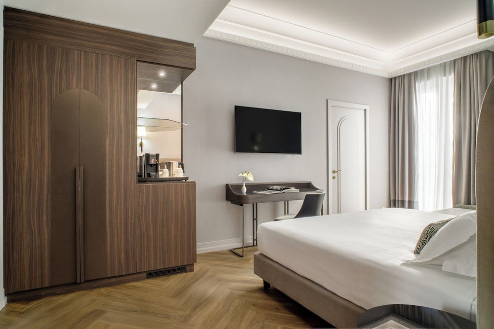 Aria Palace 15/30
