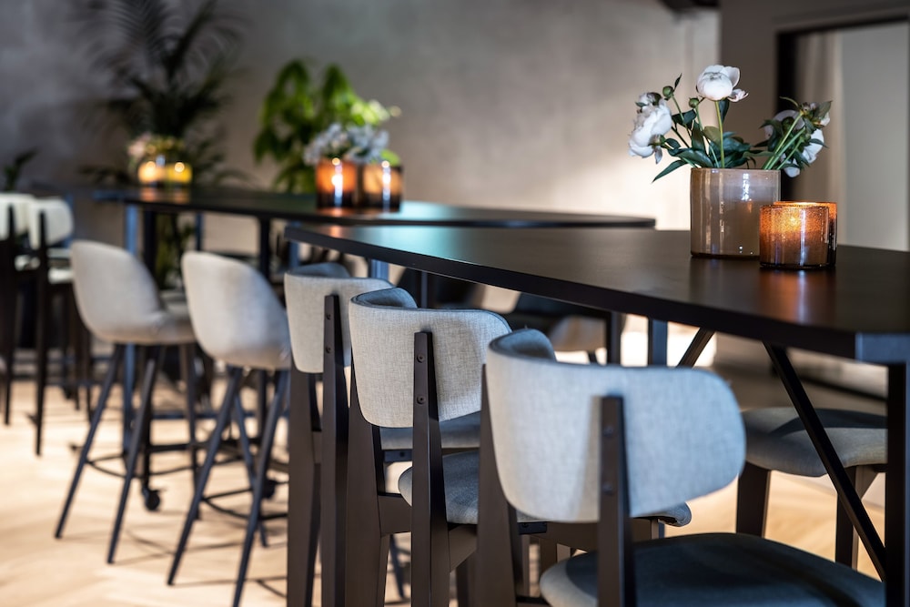 Quality Hotel Grand Larvik 54/73