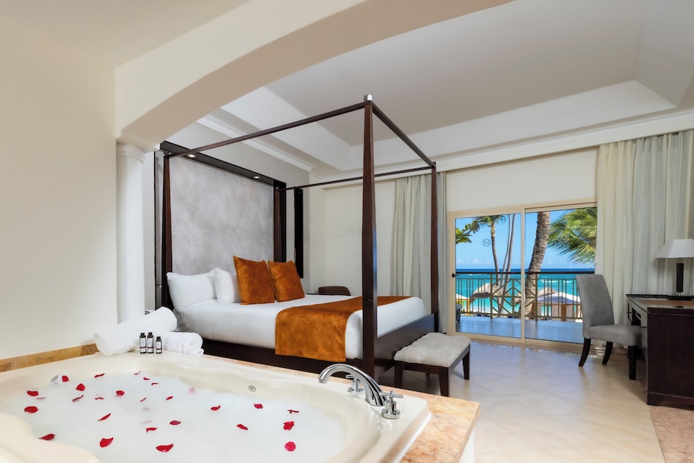 ELEGANT, CLUB, SUITE, OCEAN VIEW, ADULT ONLY, JETTED TUB