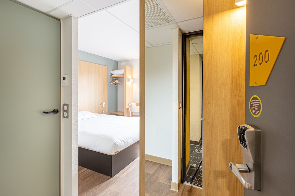 B&B Hotel Angers Parc Expos 64/65