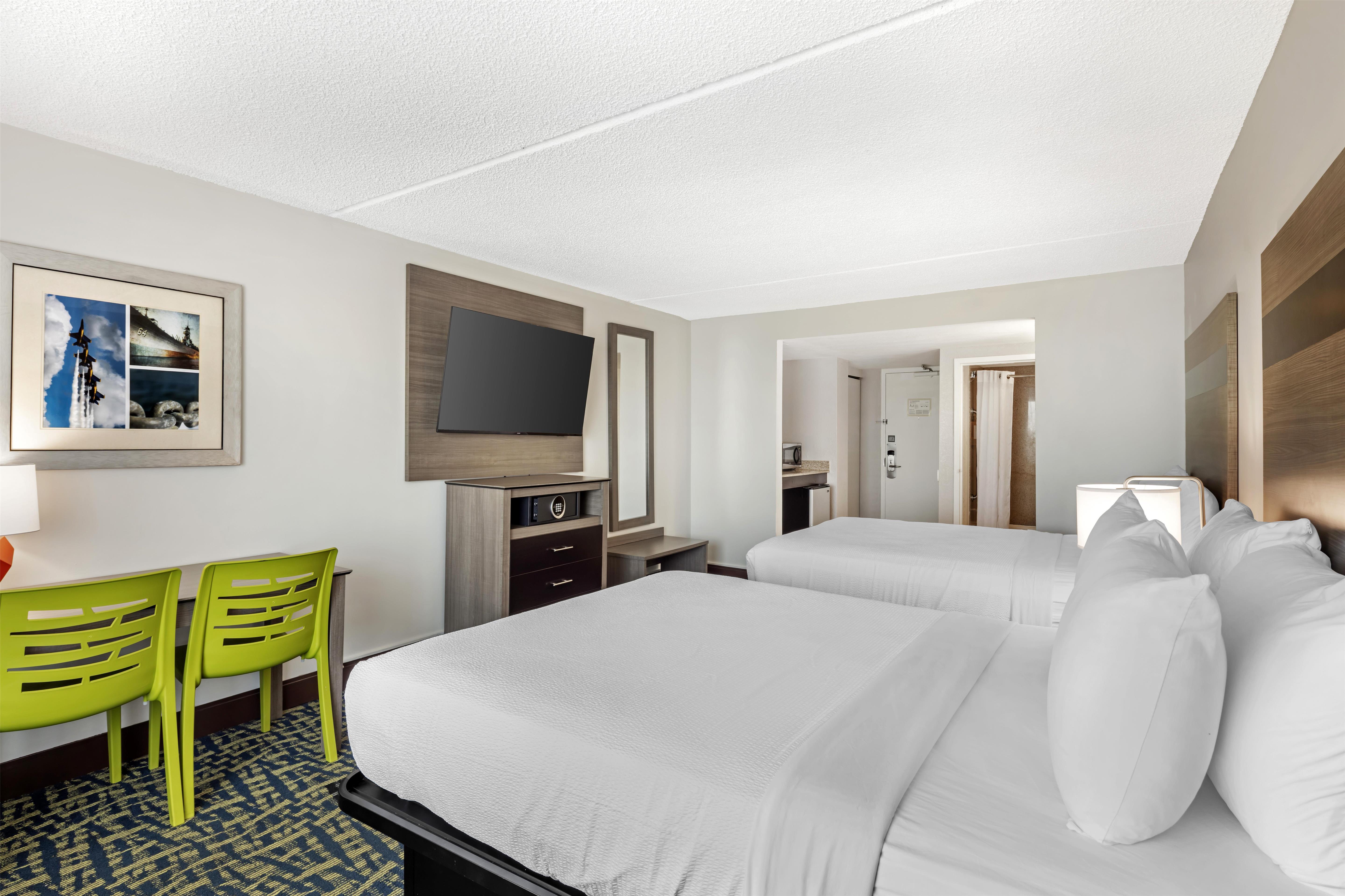 Room, 2 Queen Beds, Ocean Front, Balcony