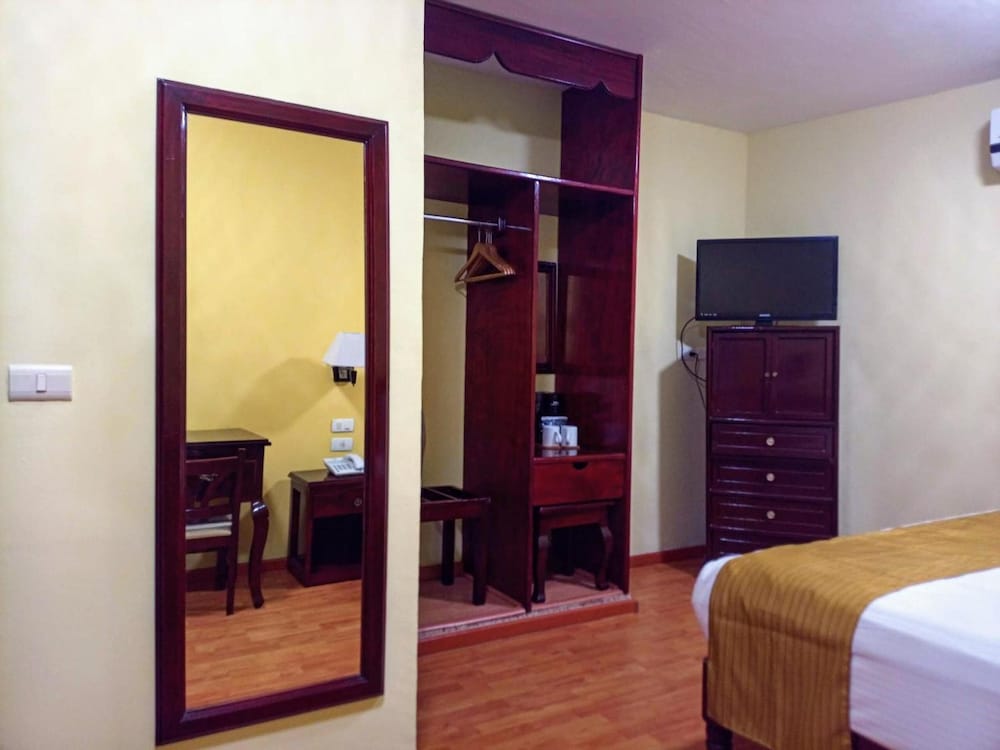 Hotel Madan Cardenas 29/51