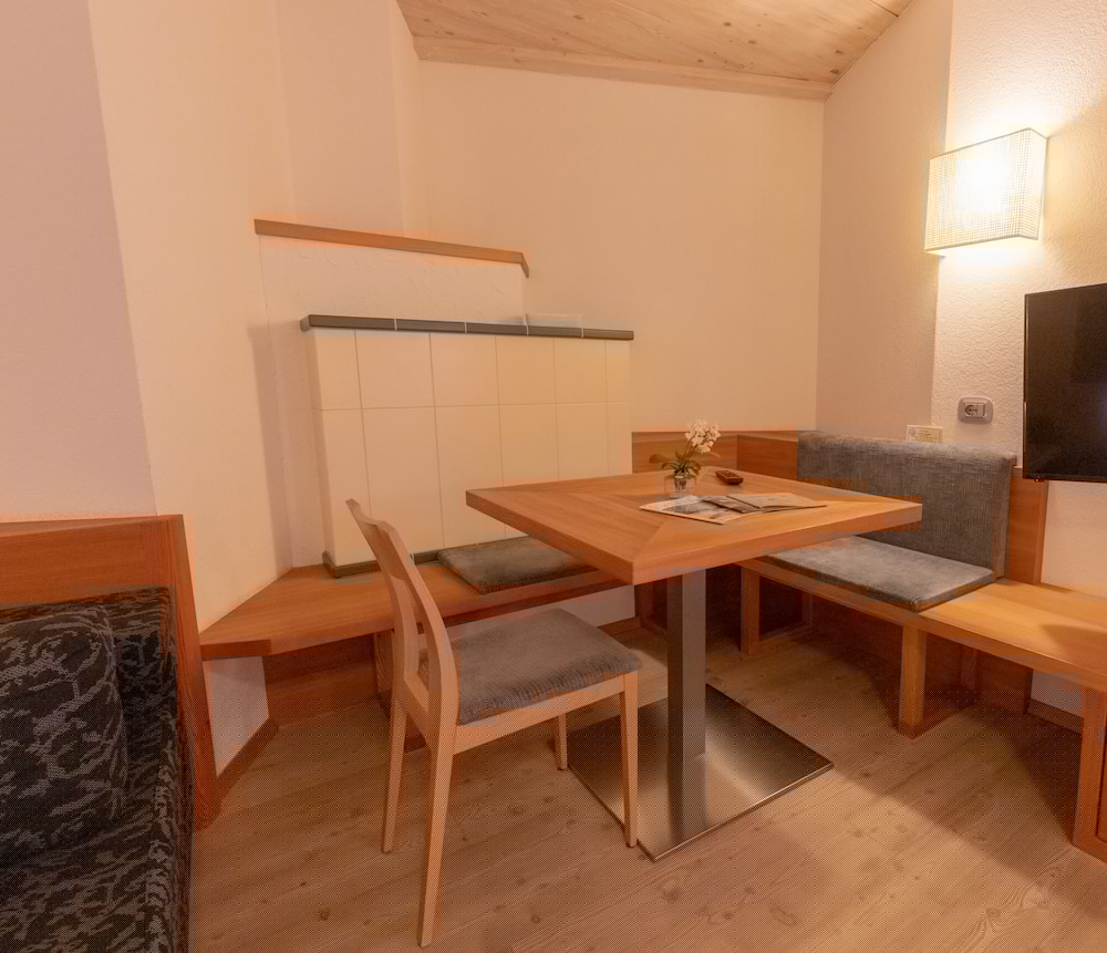 Hotel Miramonti 44/59
