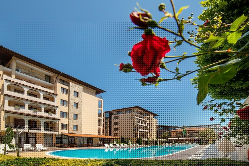 Aparthotel Rose Village 5/65